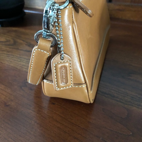 Coach Demi pochette  wristlet - Picture 3 of 4